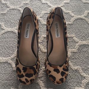 Leopard fur print Steve Madden heels